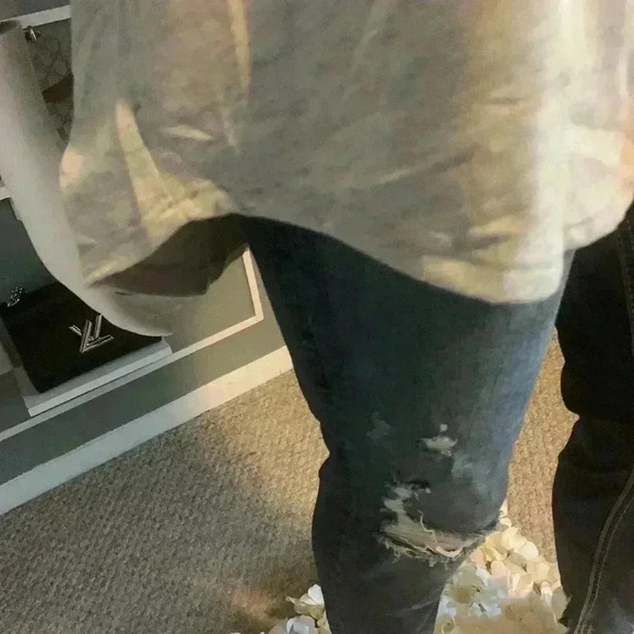 Lovely J - Picture 8 of 10